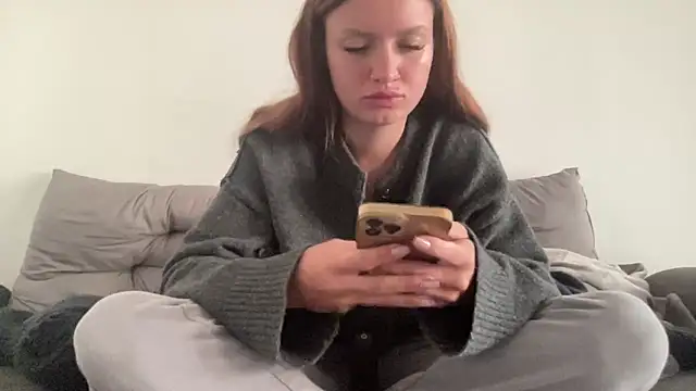 mariemelissah online show from April 11, 4:09 am