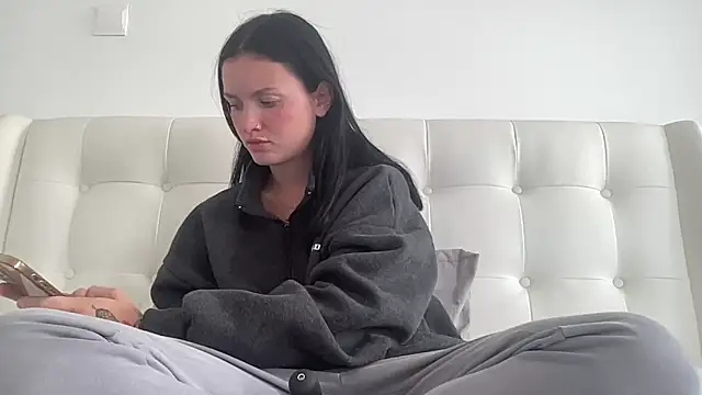 mariemelissah online show from December 5, 12:15 pm