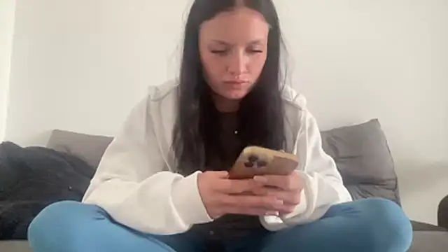 mariemelissah online show from February 11, 11:10 am