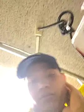 Snapshot of Alexisllanos chatting on March 14, 12:49 am Alexisllanos online show from March 14, 12:49 am