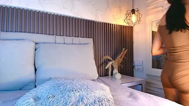 Snapshot of SHANONCLARK chatting on February 17, 7:22 pm SHANONCLARK online show from February 17, 7:22 pm