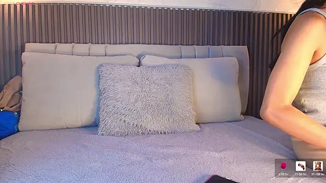 Snapshot of SHANONCLARK chatting on February 15, 11:20 am SHANONCLARK online show from February 15, 11:20 am