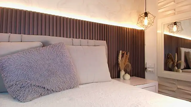 Snapshot of SHANONCLARK chatting on January 9, 7:21 pm SHANONCLARK online show from January 9, 7:21 pm