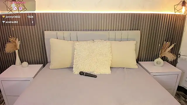 SHANONCLARK online show from September 10, 11:26 pm