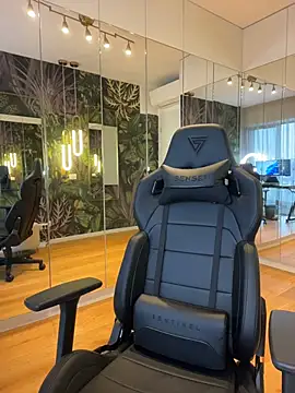 MileySin1111 online show from March 23, 3:01 pm