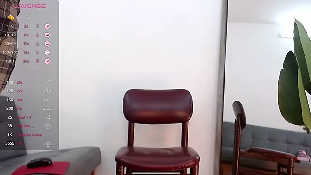 Snapshot of marthina_thompsson chatting on March 17, 1:39 pm marthina thompsson online show from March 17, 1:39 pm