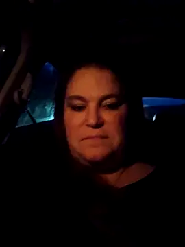 Snapshot of Thegreatestshowonearth410 chatting on February 25, 11:26 pm Thegreatestshowonearth410 online show from February 25, 11:26 pm