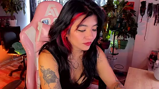 Snapshot of annie_walker6 chatting on February 9, 6:06 pm annie walker6 online show from February 9, 6:06 pm