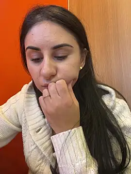 JenniferEdith online show from December 16, 7:37 am