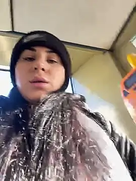 JenniferEdith online show from December 18, 7:58 am