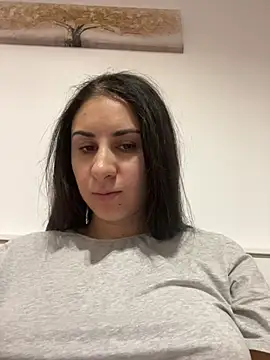 JenniferEdith online show from February 6, 11:20 am