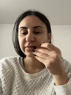 JenniferEdith online show from February 13, 12:32 pm