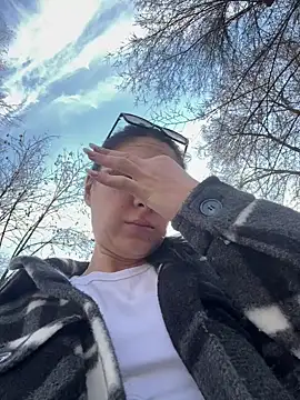 JenniferEdith online show from March 7, 2:23 pm