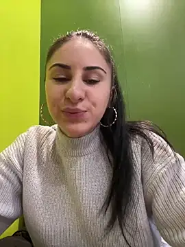 JenniferEdith online show from December 19, 8:34 am