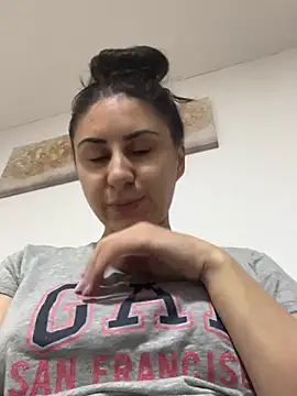 JenniferEdith online show from January 17, 5:16 pm