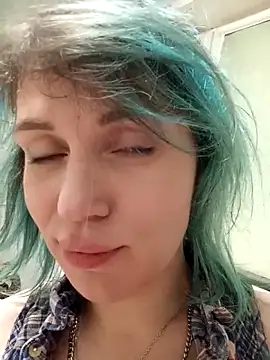 Linda Gregory online show from February 28, 1:05 am