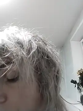 Linda Gregory online show from November 17, 2:59 am