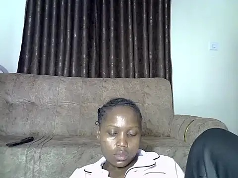 AurelAda online show from December 17, 11:32 pm