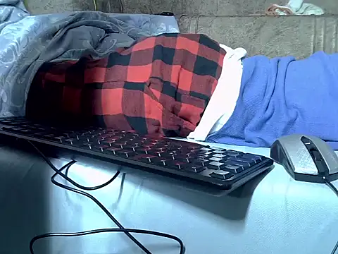 AurelAda online show from May 5, 5:54 am