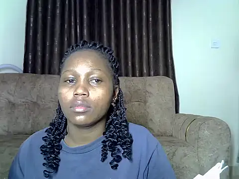 Snapshot of AurelAda chatting on November 27, 12:11 am AurelAda online show from November 27, 12:11 am