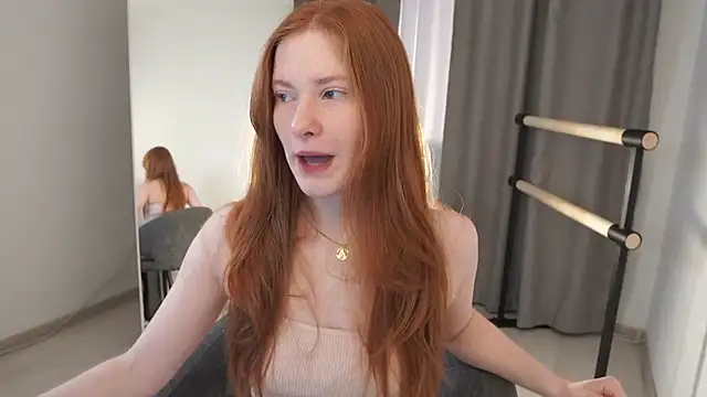 Snapshot of FiaMoor chatting on November 14, 11:14 am FiaMoor online show from November 14, 11:14 am