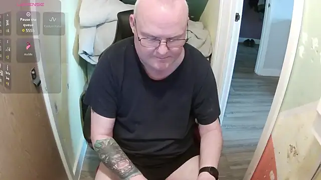 FriendlyDave online show from March 3, 7:24 am