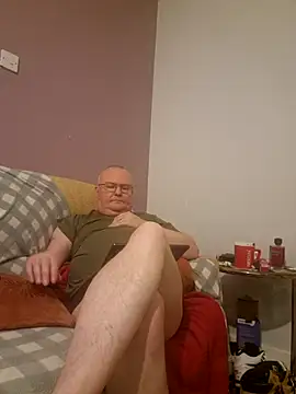 FriendlyDave online show from February 24, 10:47 pm