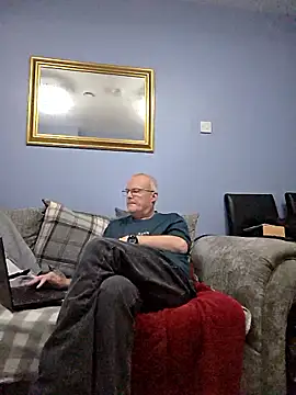 FriendlyDave online show from January 14, 8:18 am