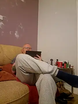 FriendlyDave online show from March 11, 9:37 pm