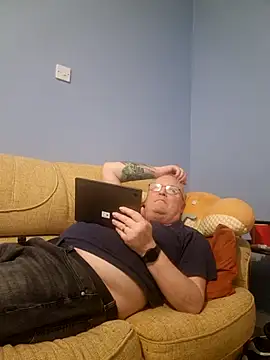 FriendlyDave online show from March 18, 9:53 pm