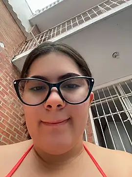 Valenhillxh online show from July 17, 12:46 pm