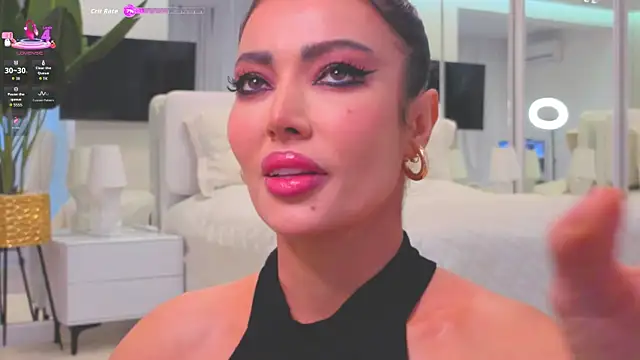 wowEva online show from November 9, 9:57 am