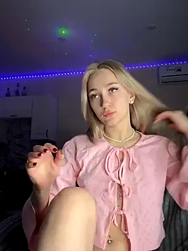 Good  Girl  online show from October 23, 5:44 pm