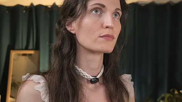 yulladao online show from April 8, 4:30 pm