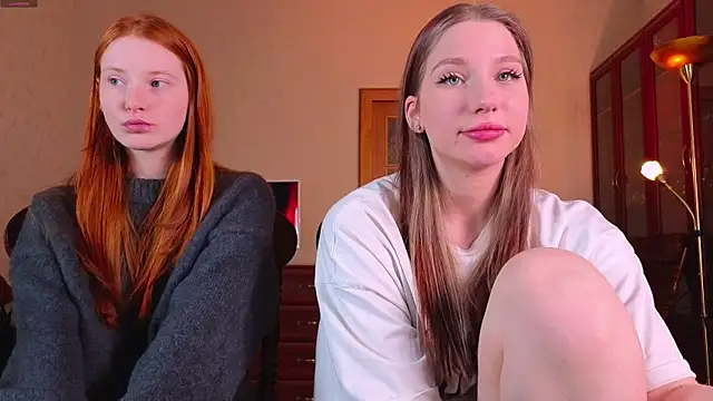 Snapshot of MiaKeler chatting on January 25, 2:15 am MiaKeler online show from January 25, 2:15 am