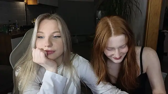 Snapshot of MiaKeler chatting on March 5, 5:50 pm MiaKeler online show from March 5, 5:50 pm