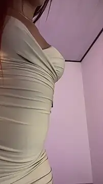 Snapshot of jesica__simpson chatting on November 21, 1:43 pm jesica simpson online show from November 21, 1:43 pm