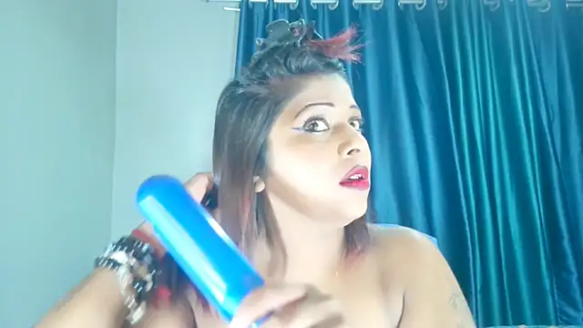 Snapshot of IndianBibix chatting on October 12, 5:25 pm IndianBibix online show from October 12, 5:25 pm