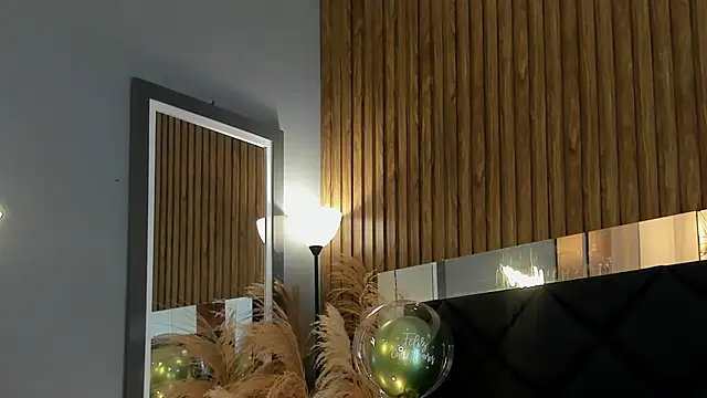 Snapshot of Zoevegass chatting on January 17, 5:30 pm Zoevegass online show from January 17, 5:30 pm