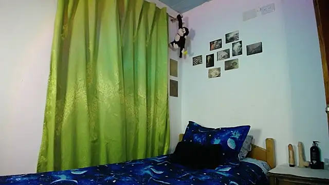 monkeywillwhite online show from October 27, 12:33 am