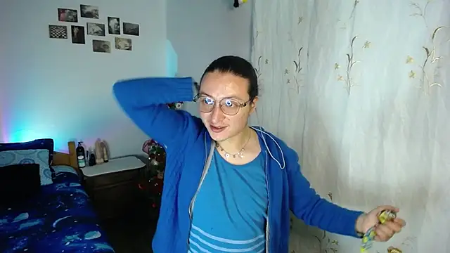 monkeywillwhite online show from December 20, 3:20 am