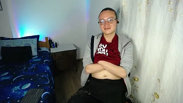 Snapshot of monkeywillwhite chatting on February 15, 5:52 am monkeywillwhite online show from February 15, 5:52 am