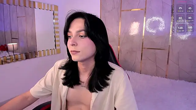 Jiggly   online show from May 19, 5:36 am