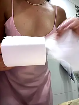 Snapshot of lupyta20 chatting on December 13, 10:16 pm lupyta20 online show from December 13, 10:16 pm