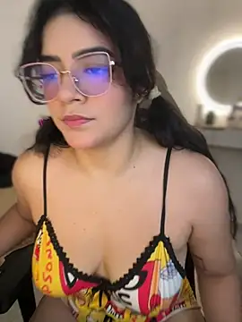 Lia flowers online show from February 25, 10:31 pm