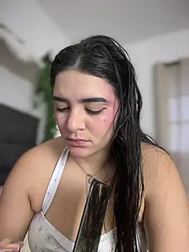 Lia flowers online show from March 22, 11:09 pm
