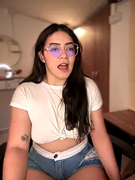 Lia flowers online show from November 3, 11:08 pm