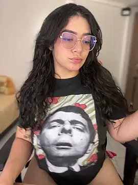 Lia flowers online show from February 26, 10:43 pm