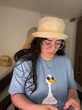 Lia flowers online show from February 2, 11:15 pm