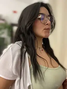 Lia flowers online show from February 27, 5:18 am